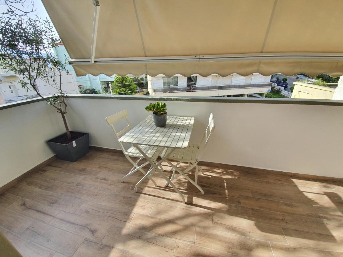 Tony'S Suite With Parking Atena Exterior foto