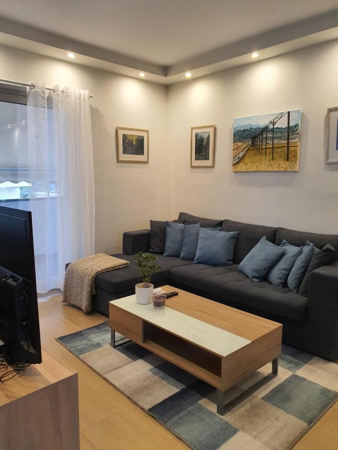 Tony'S Suite With Parking Atena Exterior foto