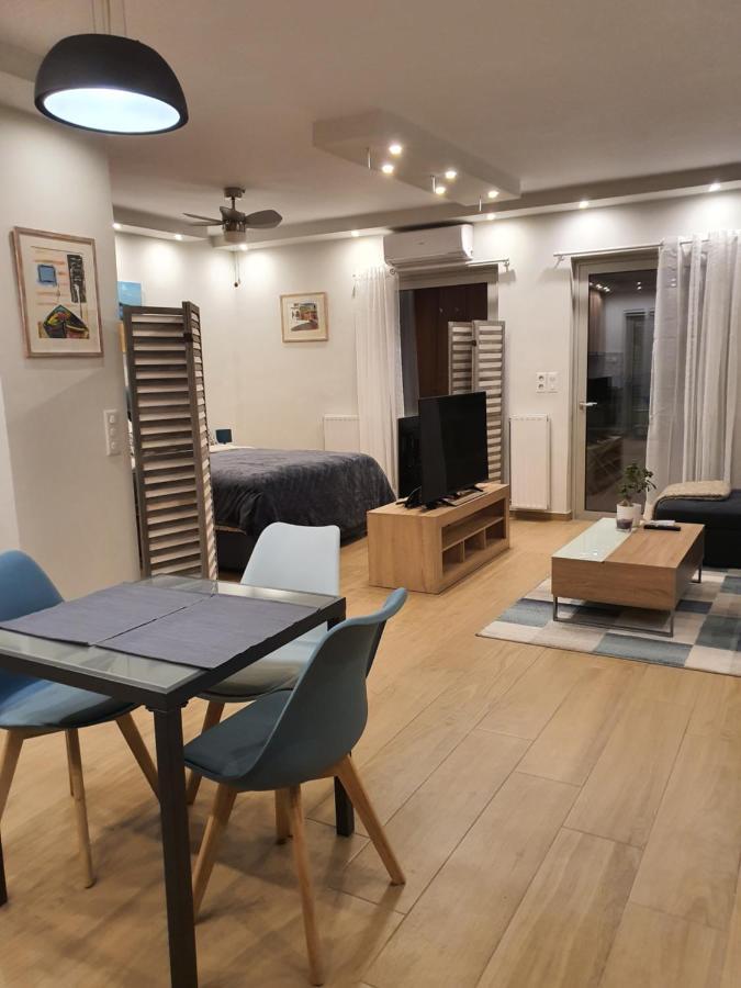 Tony'S Suite With Parking Atena Exterior foto