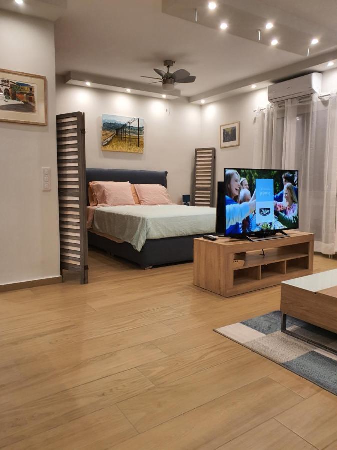 Tony'S Suite With Parking Atena Exterior foto
