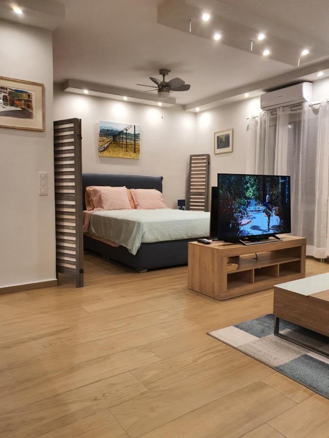 Tony'S Suite With Parking Atena Exterior foto
