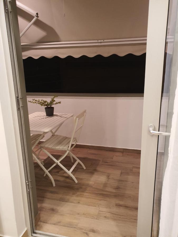 Tony'S Suite With Parking Atena Exterior foto